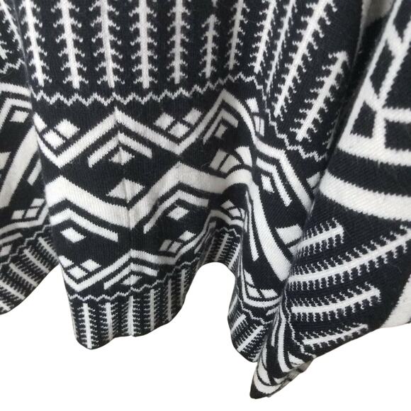 Express Womens Poncho Sweater Geometric Aztec Ethnic Tribal One Size Hooded Boho - Picture 4 of 9